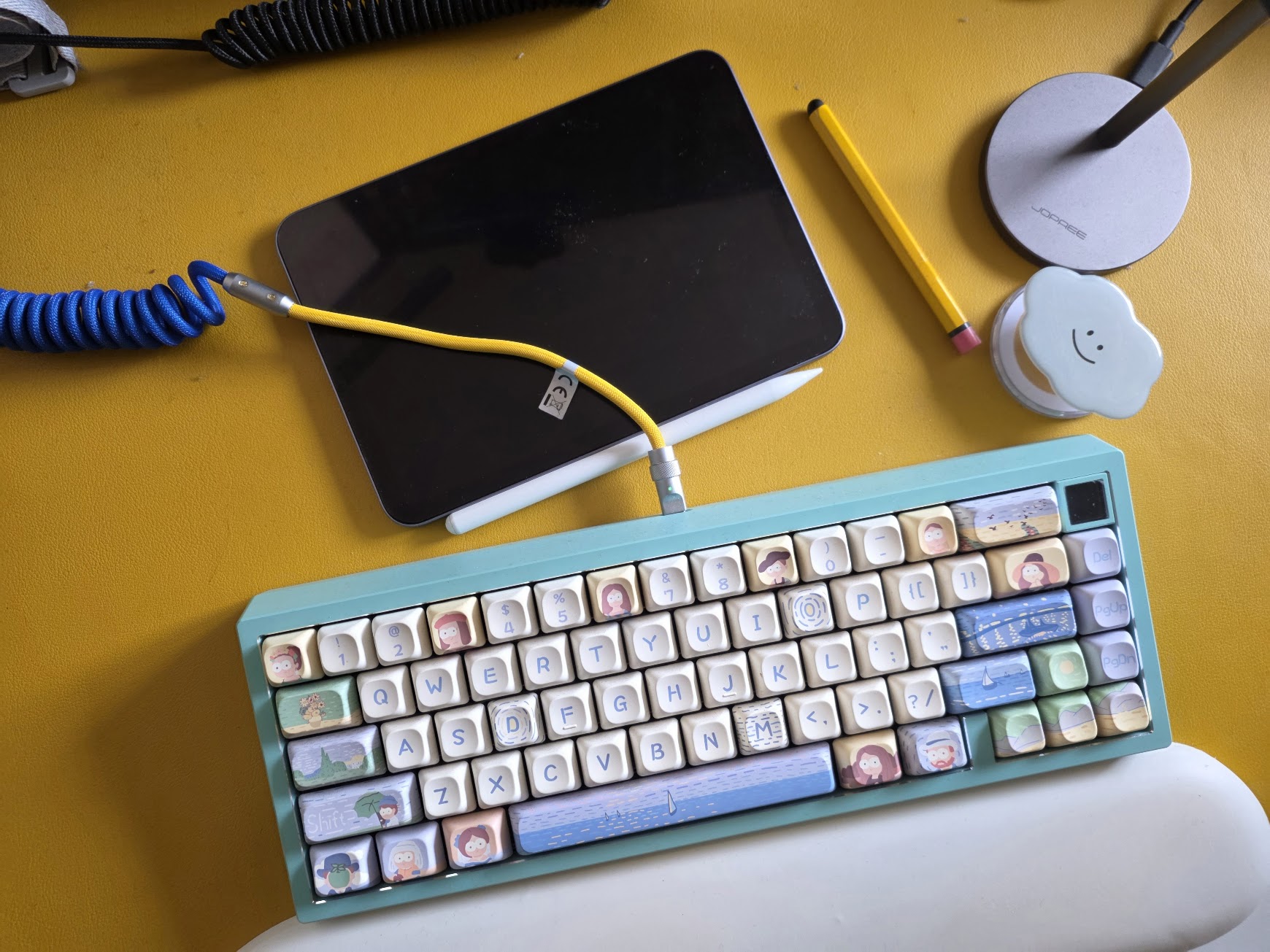 NFC-Tagged Keyboards: Linking Hardware to Manuals